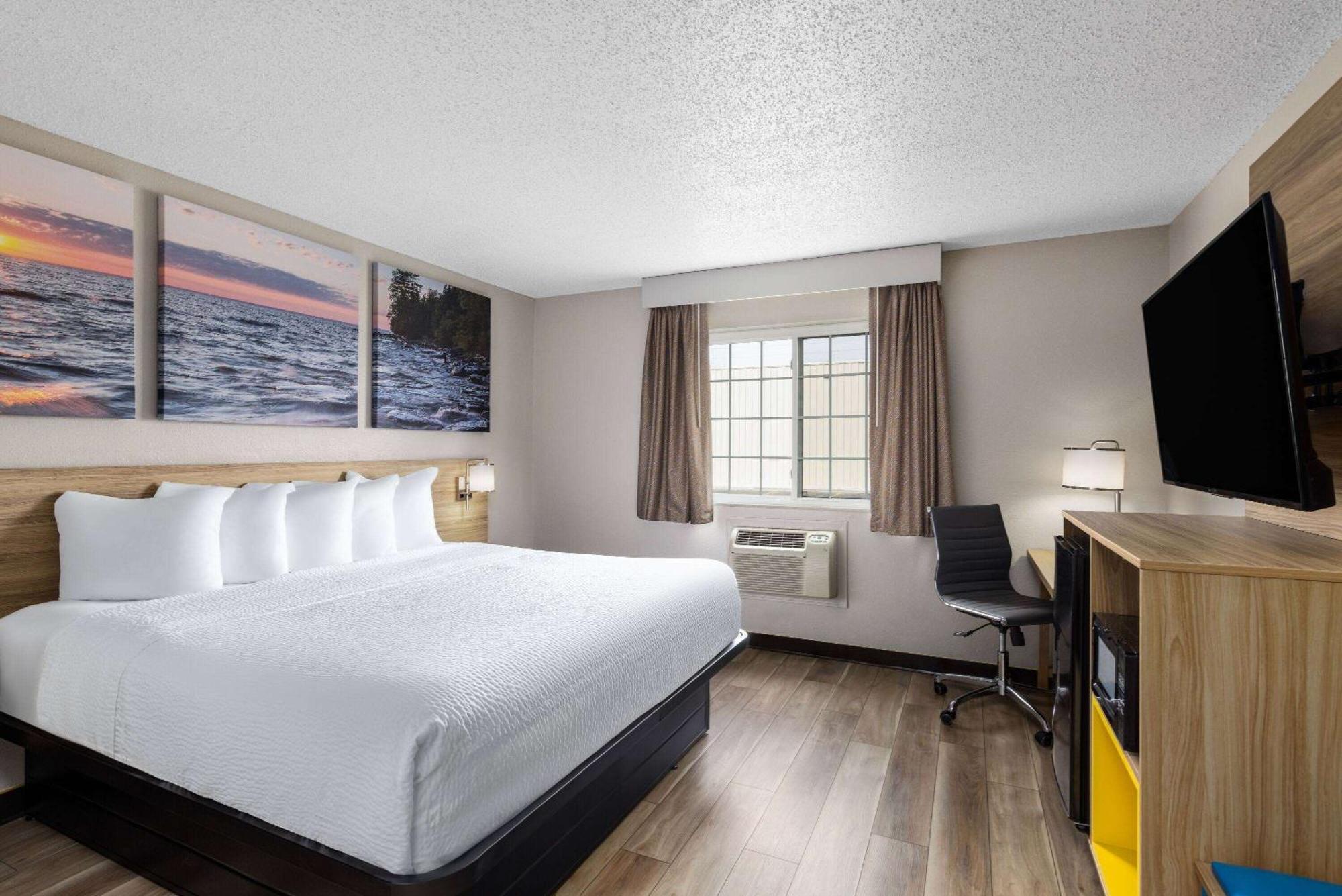 Days By Wyndham Hotel 2*
