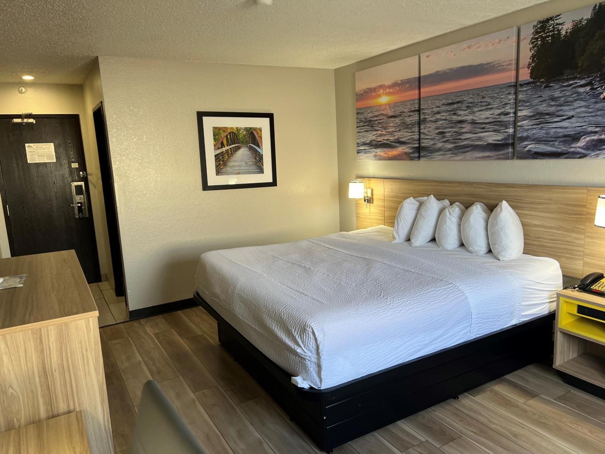 Days By Wyndham Miami